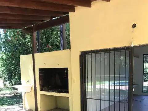 Casa en Alquiler de 3 dormitorios