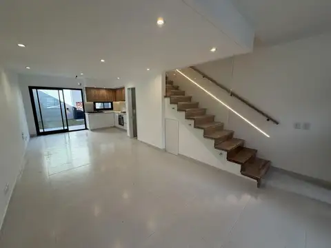Casa en Venta en Olivos Maipú/Uzal, USD 365.000