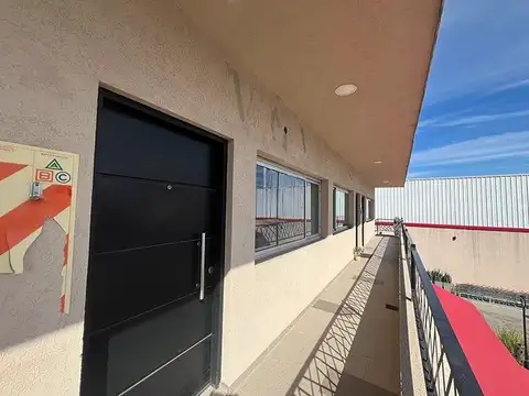 Oficina en Alquiler al Norte