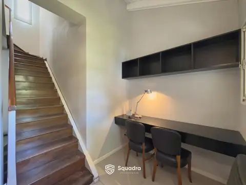 Casa 7 ambientes con 2 baños