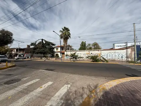 Terreno en Venta en Godoy Cruz, USD 330.000