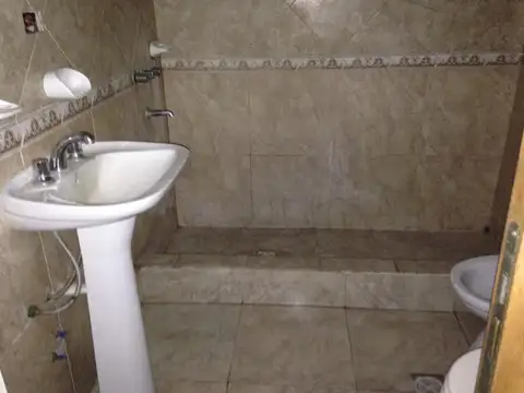 Casa en Alquiler Villa Fox Zárate