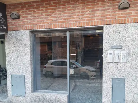 Alvear 100, Piso 2