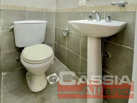 Depto Tipo Casa en Venta en Remedios De Escalada, USD 138.000