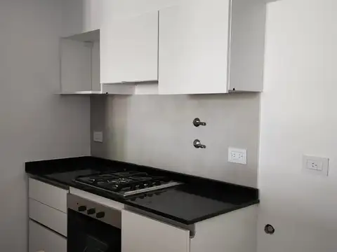 Departamento en Alquiler en Fisherton, $ 650.000