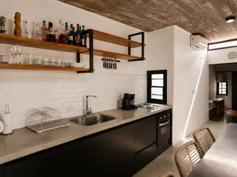 Casa en Venta con 5 cocheras