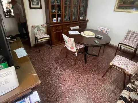 Depto Tipo Casa 2 ambientes con 1 baño