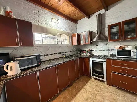 Shork al 7000, Fisherton Rosario