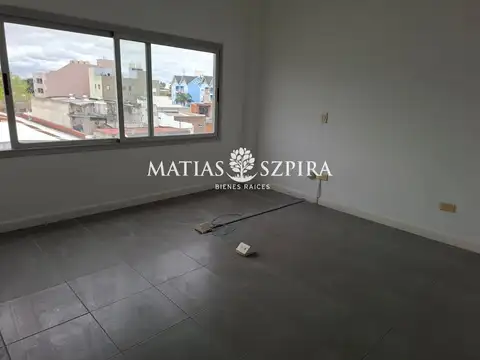 Oficina en Alquiler en San Justo, $ 390.000