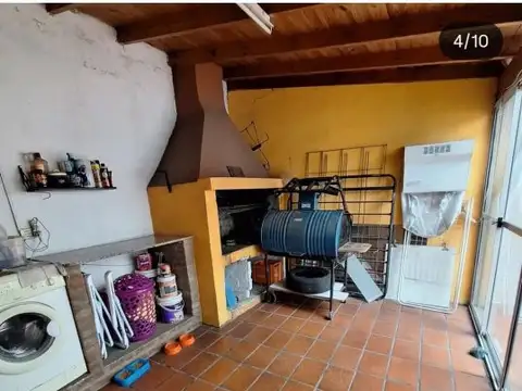 Depto Tipo Casa en Alquiler en Villa Luzuriaga, $ 800.000