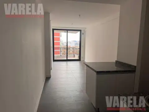 Departamento en Venta 2 amb. Piso 8° ctrafrente/Balcón en Almagro Lezica al 4000 U$s107.000