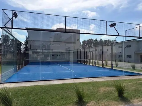 Departamento en Alquiler en La Lonja, USD 850