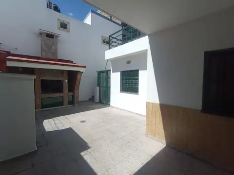 Casa en Alquiler 50 años
