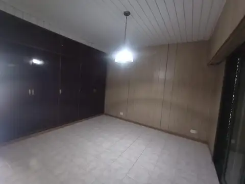 Casa en Alquiler al Oeste