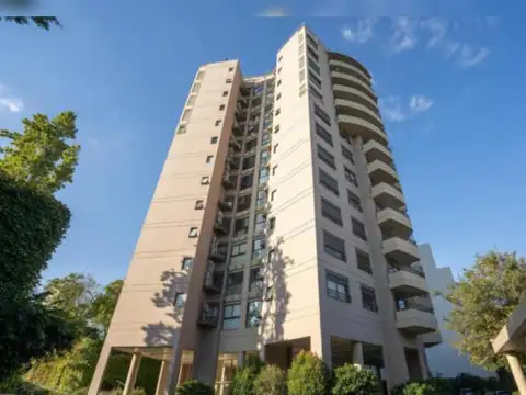 Correa 2600, Piso 1