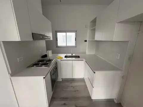 Departamento en Alquiler con 1 cocheras