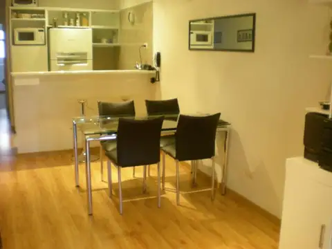 Departamento en Alquiler en Colegiales, $ 750.000