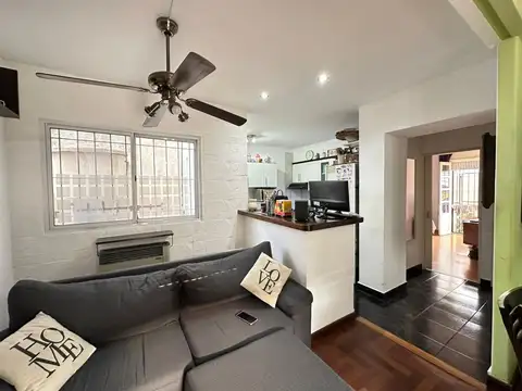 Depto Tipo Casa en Venta de 2 dormitorios