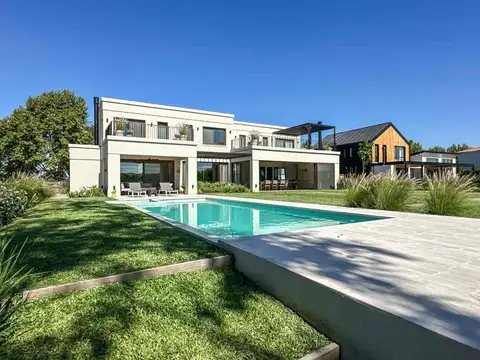 ALQUILER 1ER QUINCENA FEBRERO - CASA 6 AMB- PILETA