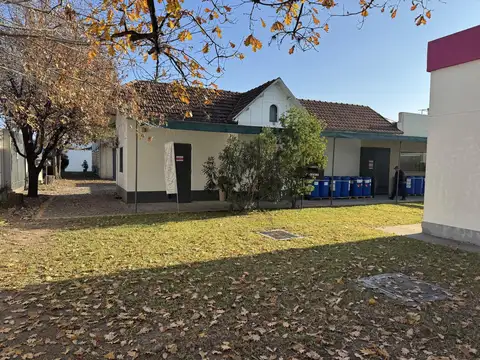 Galpon en Venta 70  mts Frente