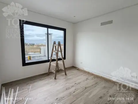 Casa en Venta en El Cantón - Barrio Islas, USD 360.000