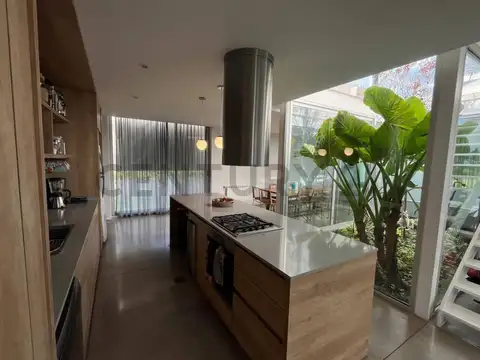 Casa en Alquiler en La ilusion, USD 2.600