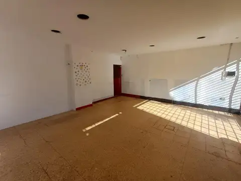 Local en Alquiler en Boca, $ 800.000