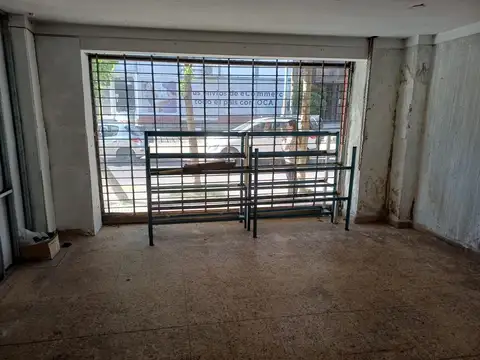 Local en Alquiler 80 años