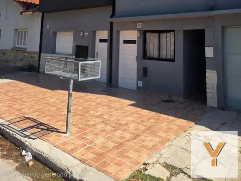 Depto Tipo Casa en Venta de 2 dormitorios