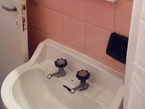 Depto Tipo Casa en Alquiler de 2 ambientes