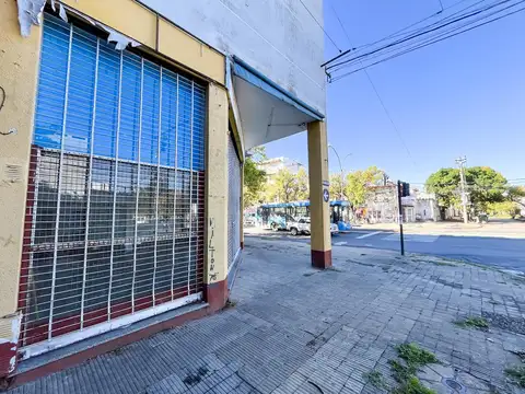 Local en Alquiler 50 años