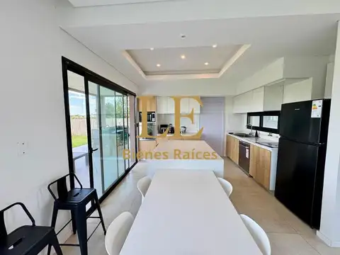 Casa en Alquiler al Noroeste