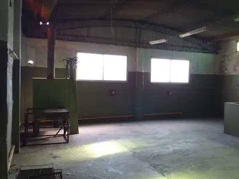 Galpon en Venta en Caseros, USD 240.000