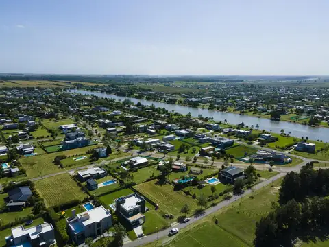 Terreno en venta excelente ubicación Puerto Roldan Roldán