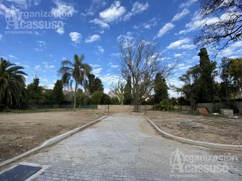 Barrio La Escondida - Av Libertador 16.855