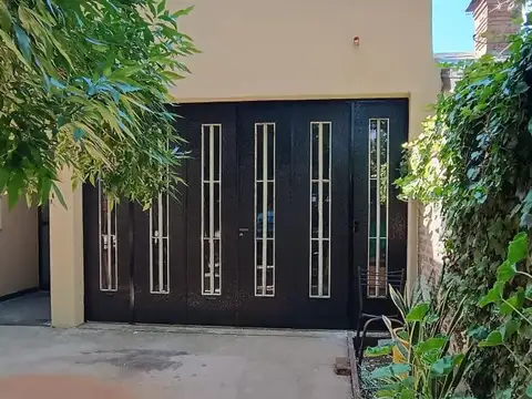 Casa en Alquiler de 4 dormitorios