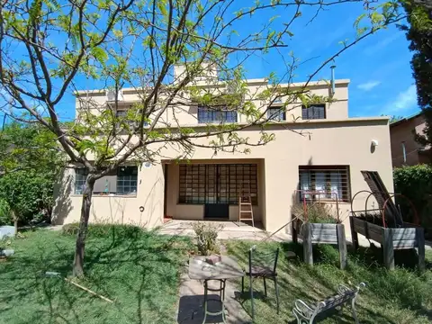 Casa en Funes. 3 dormitorios.