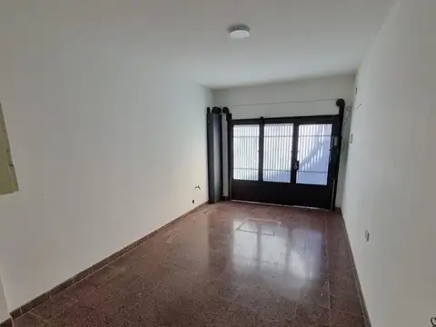 Casa en Alquiler al Este