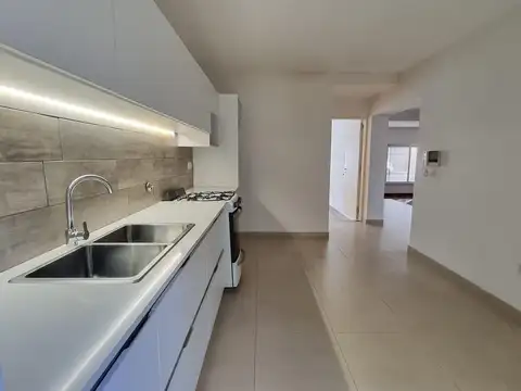 Casa en Alquiler en Abasto, $ 2.200.000