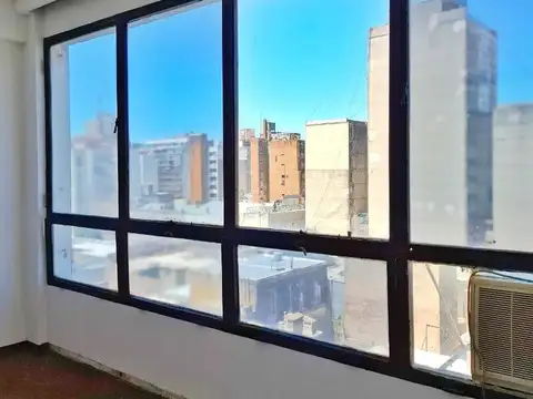 VENTA OFICINA EN ZONA CENTRO