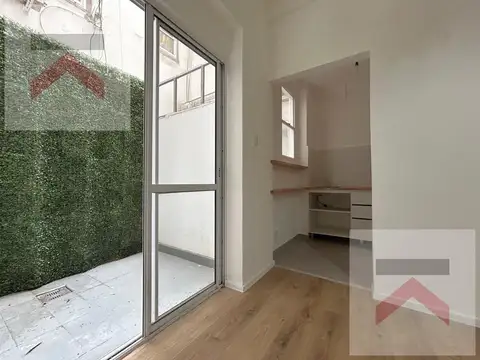 Oficina en Venta en Lomas de Nuñez, USD 85.000