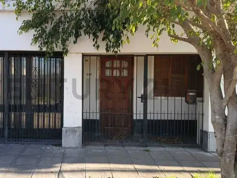 28 e/ 79 y 80 2300, Piso 0