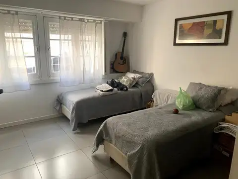 VENTA CHALET 5 AMB/GARAGE/PATIO ZONA CHAUVIN