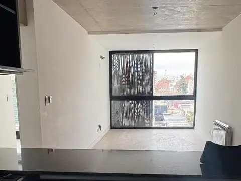 Departamento 2 dormitorios con pileta cochera Ricchieri 357