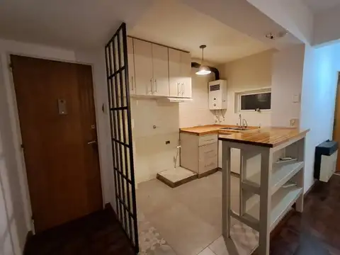 Depto. 1 Dormitorio - Buenos Aires entre Pellegrini y Montevideo
