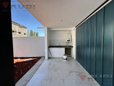 Depto Tipo Casa en Venta con 1 cocheras