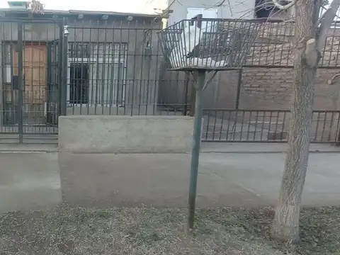 CASA EN VENTA FINANCIADA(4 AMBIENTES)LUJAN DE CUYO
