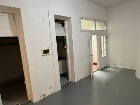 Oficina en Alquiler 50 años