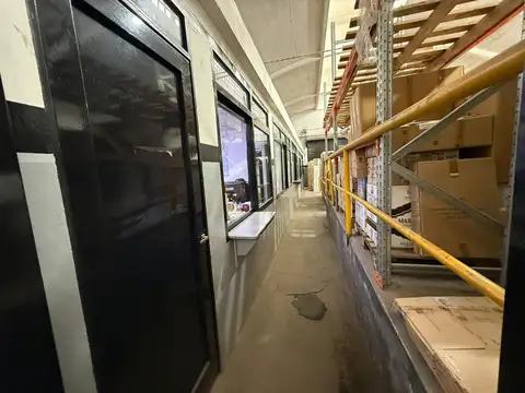 Galpon en Venta en Ramos Mejía, USD 2.400.000