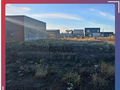 Lote de 240m² con alto potencial y en crecimiento